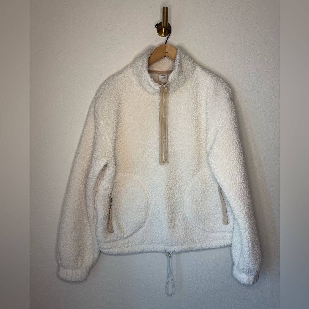 No Boundaries White Sherpa Quarter Zip Fleece Pullover size L